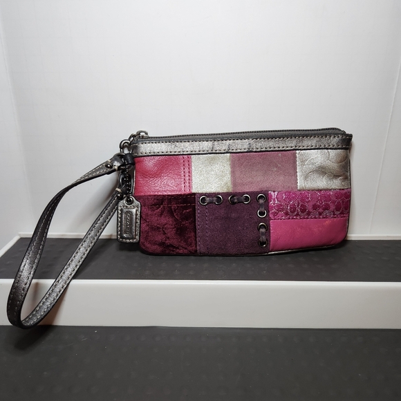 Coach Y2K Pink Purple Silver Holiday Leather Patchwork Wristlet Clutch Wallet - Picture 1 of 5